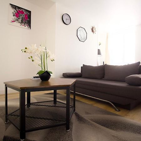 Triplex Lumineux A Cherbourg, Hyper Centre, 2 Pas Du Port & Vie Nocturne, Intendance Luxury Host Экстерьер фото