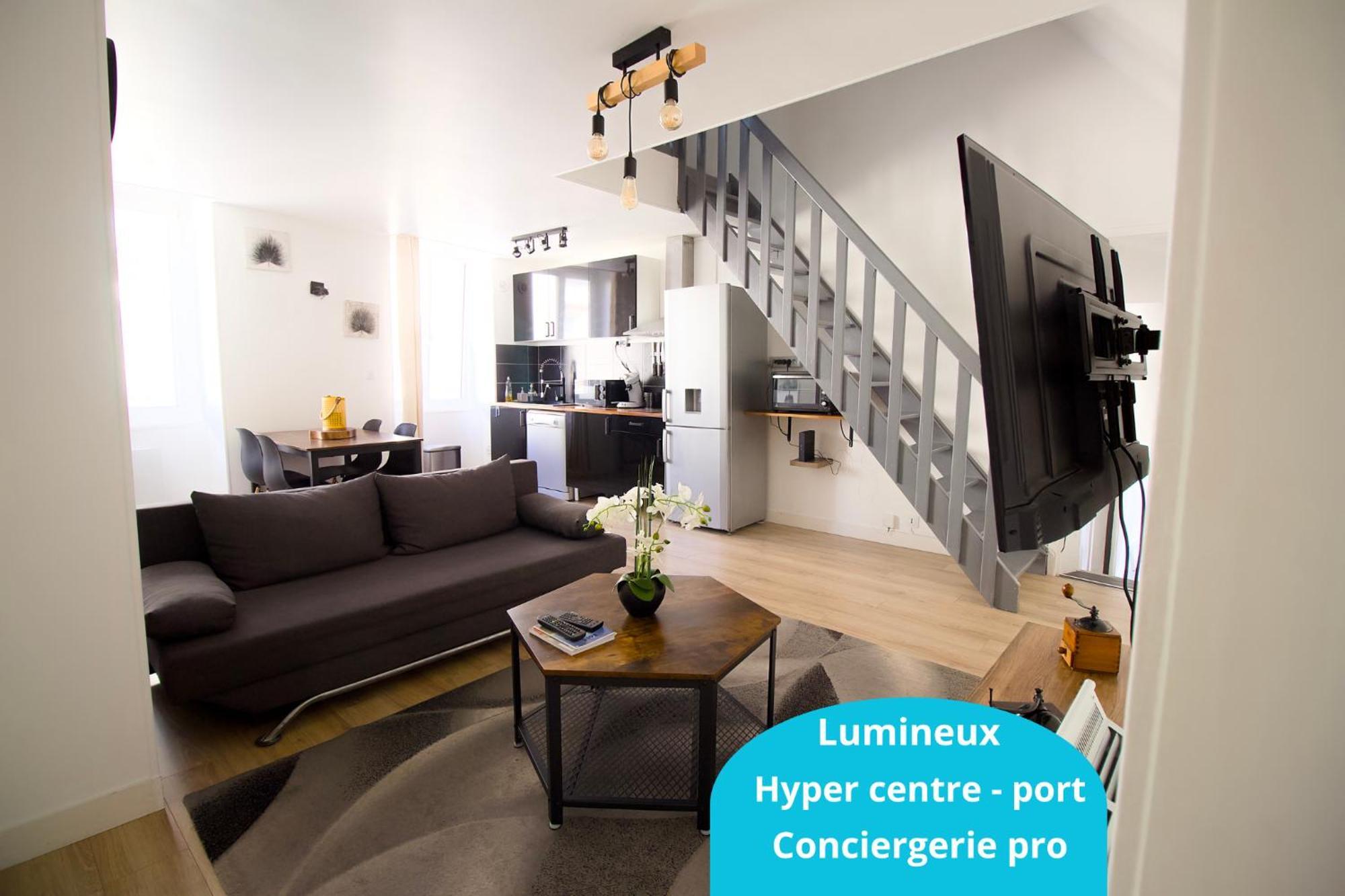 Triplex Lumineux A Cherbourg, Hyper Centre, 2 Pas Du Port & Vie Nocturne, Intendance Luxury Host Экстерьер фото